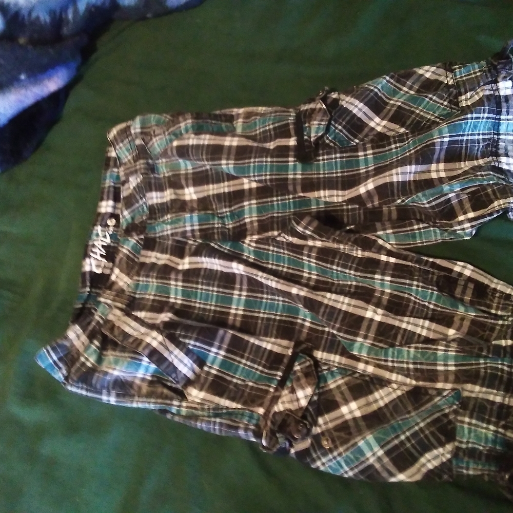 Chalc size 30 6 pocket cargo shorts plaid L baggy